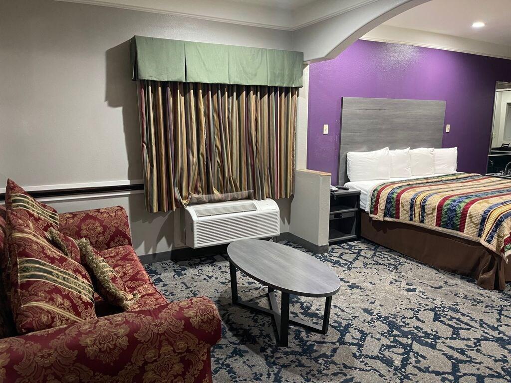 Scottish Inn And Suites Alvin Eksteriør bilde