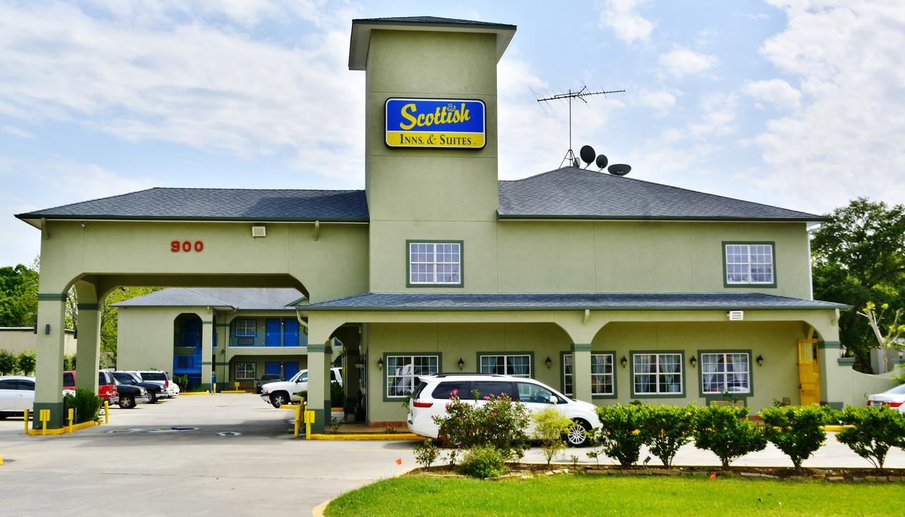 Scottish Inn And Suites Alvin Eksteriør bilde